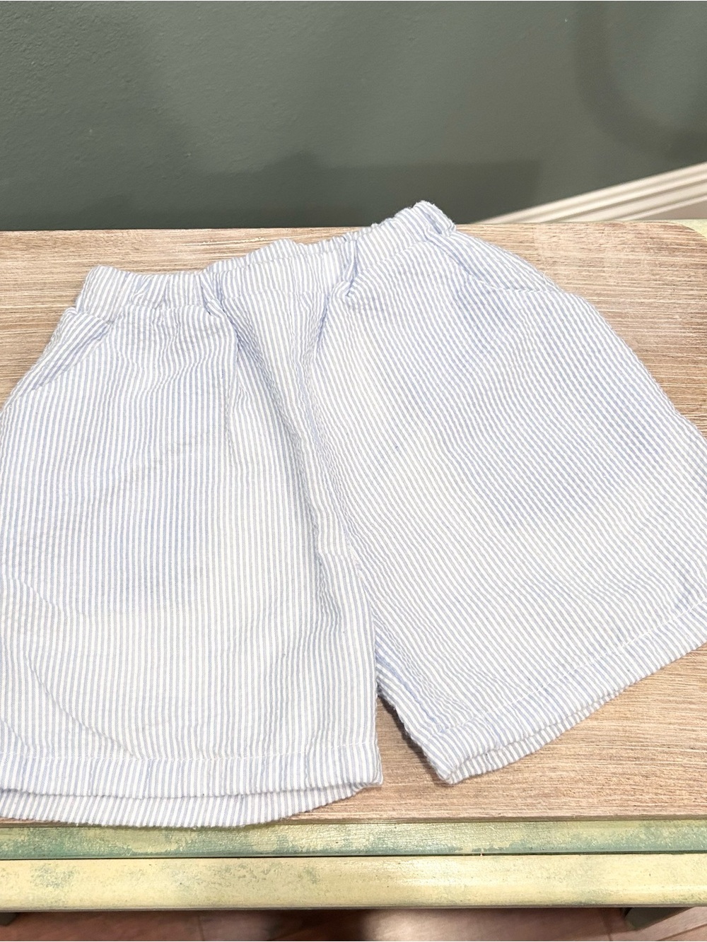 Stitchy Fish Toddler Boy’s Sz. 3T Striped Blue & White Elastic Waist Shorts